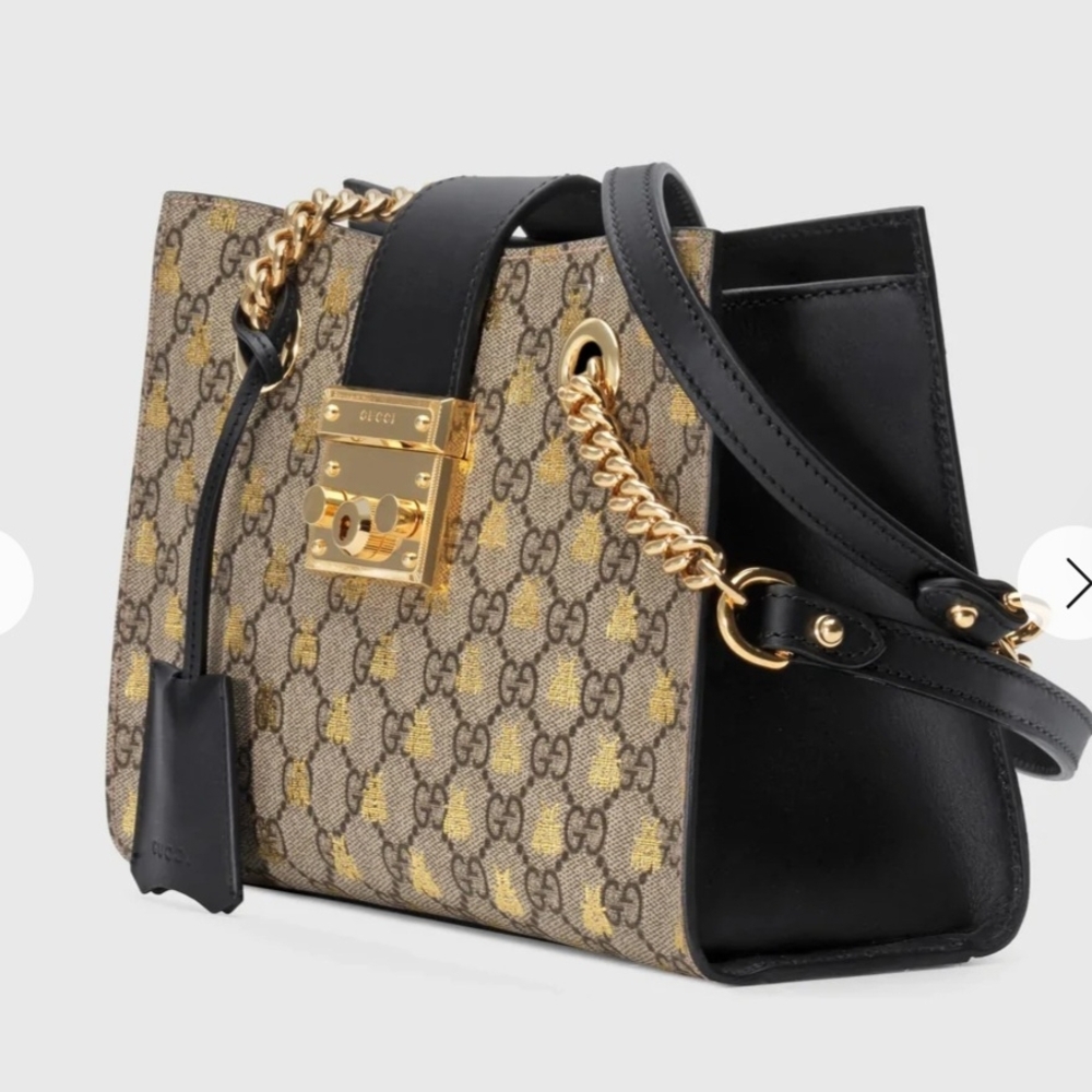 Gucci GG Supreme Padlock Small Bees Open Pocket Shoulder Bag